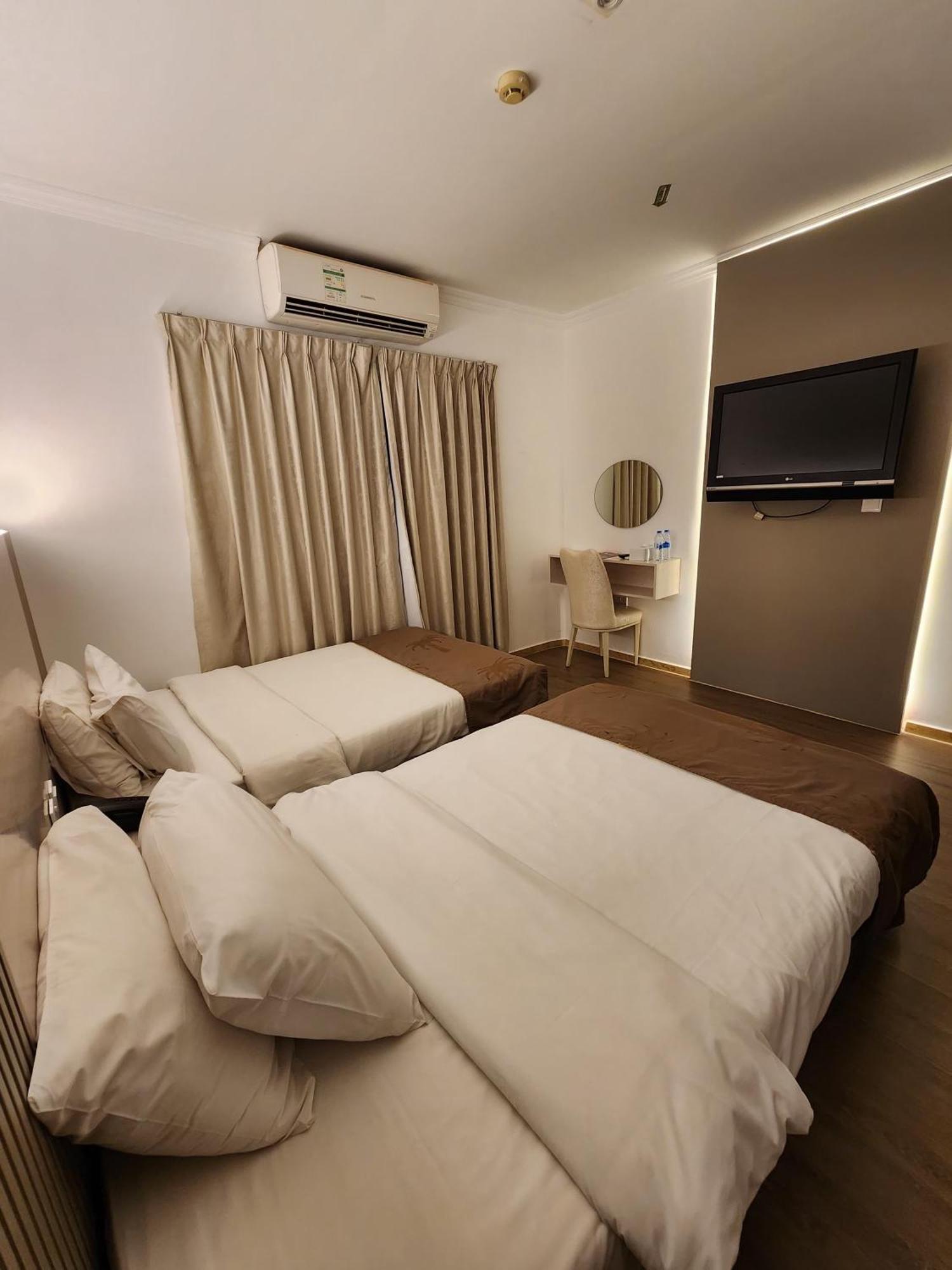 Sharjah International Airport Hotel Esterno foto